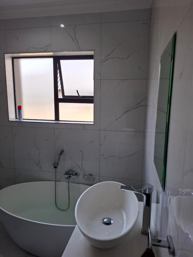 4 Bedroom Property for Sale in Leloko North West